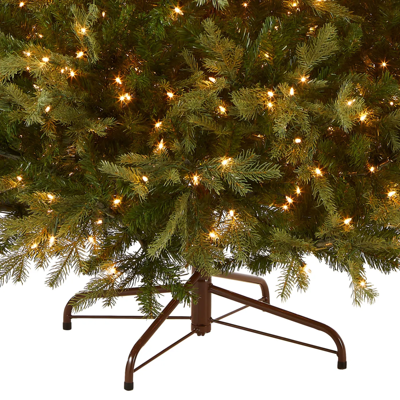 National Tree Company 9 ft. Pre-Lit Nordic Spruce Medium Tree with Clear Lights